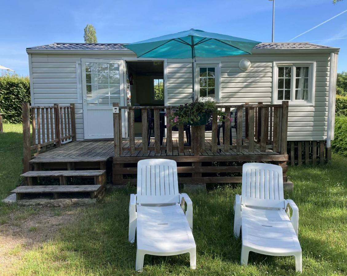 Camping Les Portes Du Perche Mamers Esterno foto